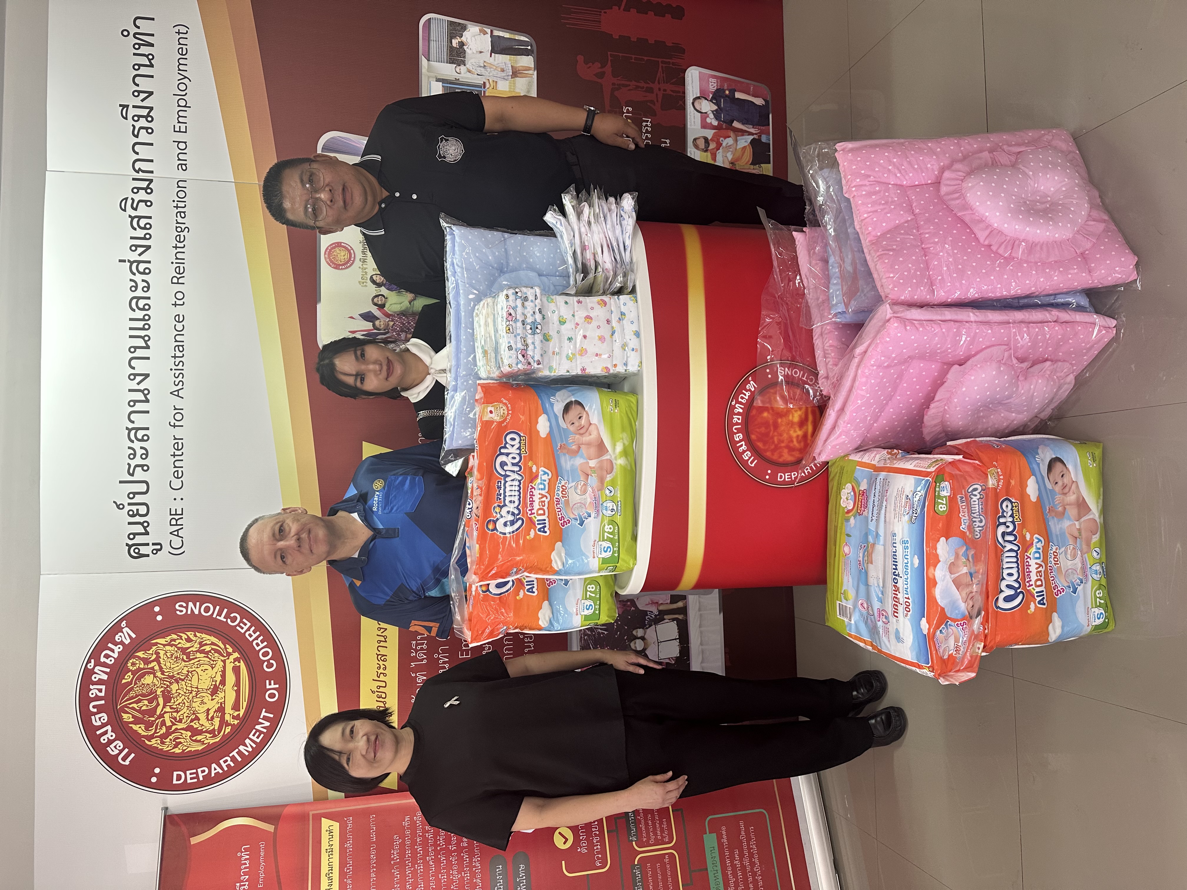 Donation Pampers Prison